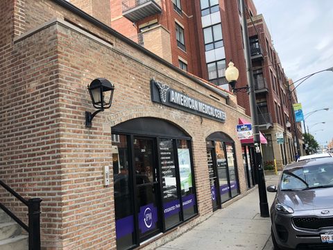 2674 N Halsted Street Chicago IL 60614