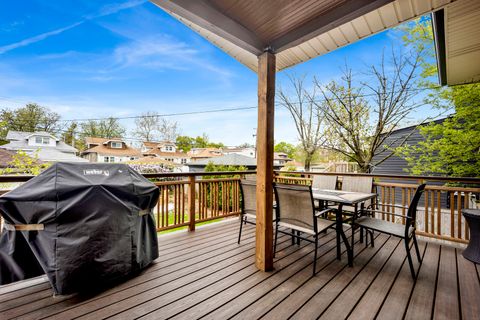 Tiny photo for 6415 Sinclair Avenue, Berwyn, IL 60402 (MLS # 12626692)
