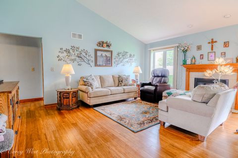 Tiny photo for 2436 Kristi Lane, Rockford, IL 61102 (MLS # 12629330)