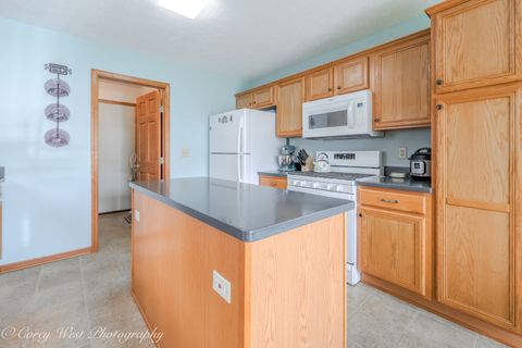 Tiny photo for 2436 Kristi Lane, Rockford, IL 61102 (MLS # 12629330)
