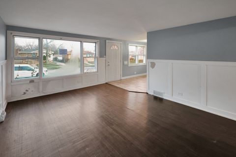 Tiny photo for 14234 Ingleside Avenue, Dolton, IL 60419 (MLS # 12578099)