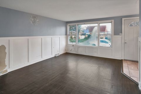 Tiny photo for 14234 Ingleside Avenue, Dolton, IL 60419 (MLS # 12578099)