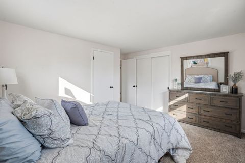 Tiny photo for 1519 Parklane Drive, Bettendorf, IA 52722 (MLS # 12557722)