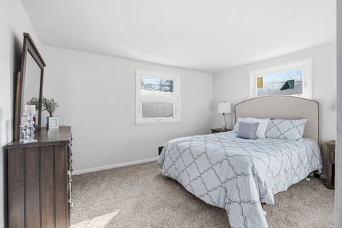 Tiny photo for 1519 Parklane Drive, Bettendorf, IA 52722 (MLS # 12557722)