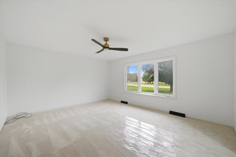 Tiny photo for 518 Meadow Court, Winthrop Harbor, IL 60096 (MLS # 12717452)