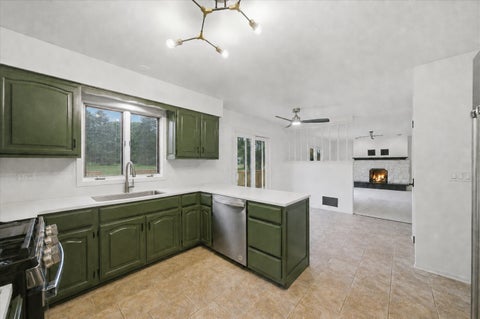 Tiny photo for 518 Meadow Court, Winthrop Harbor, IL 60096 (MLS # 12717452)