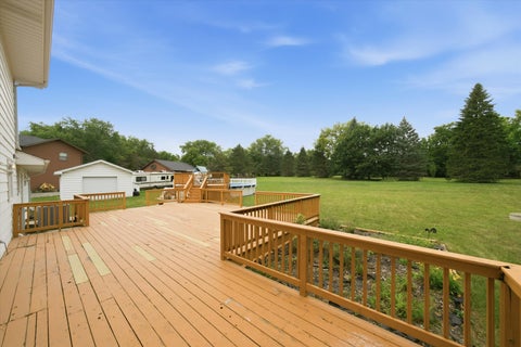 Tiny photo for 518 Meadow Court, Winthrop Harbor, IL 60096 (MLS # 12717452)