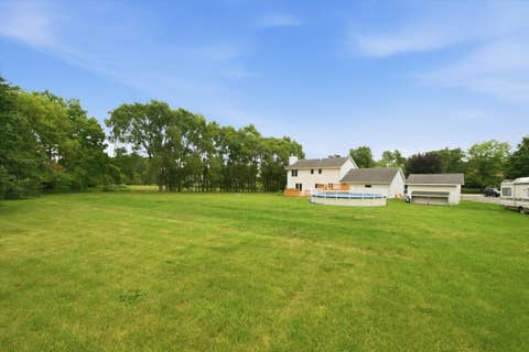 Tiny photo for 518 Meadow Court, Winthrop Harbor, IL 60096 (MLS # 12717452)
