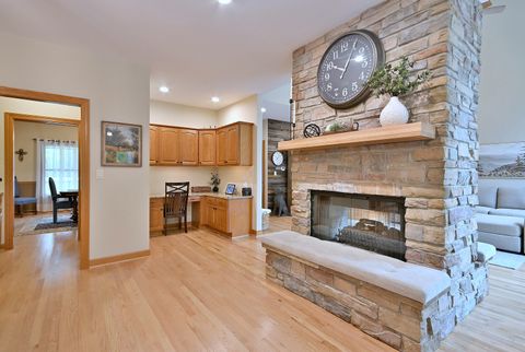 Tiny photo for 135 Country Lane, Yorkville, IL 60560 (MLS # 12555045)