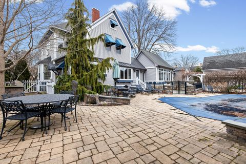 Tiny photo for 135 W Lake Street, Barrington, IL 60010 (MLS # 12631227)