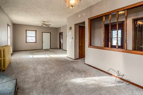 Tiny photo for 1103 N Monroe Street, Marion, IL 62959 (MLS # 100000468)