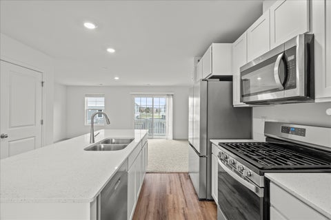 Tiny photo for 318 Basin Court, St. Charles, IL 60174 (MLS # 12752143)