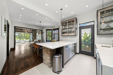 Tiny photo for 1529 N Harding Avenue, Chicago, IL 60651 (MLS # 12612275)