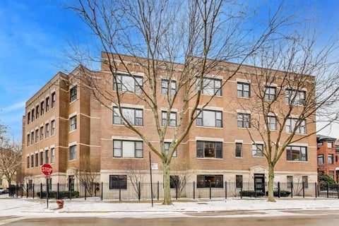 Photo of 4149 N KENMORE Avenue #2N, Chicago, IL 60613 (MLS # 12596976)