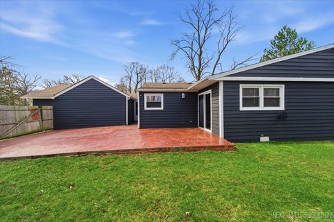 Tiny photo for 101 Hickory Drive, Carpentersville, IL 60110 (MLS # 12611234)