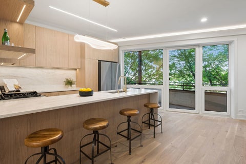 Tiny photo for 1656 N BOSWORTH Avenue #3S, Chicago, IL 60642 (MLS # 12745941)