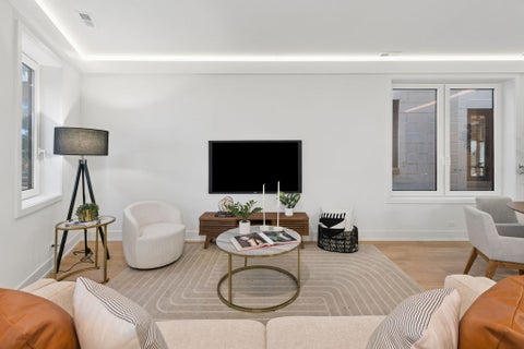 Tiny photo for 1656 N BOSWORTH Avenue #3S, Chicago, IL 60642 (MLS # 12745941)