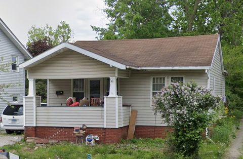 Photo of 109 N 26th Street, Mattoon, IL 61938 (MLS # 12562846)