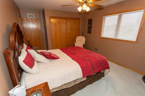 Tiny photo for 902 Somerset Drive, Carol Stream, IL 60188 (MLS # 12676309)