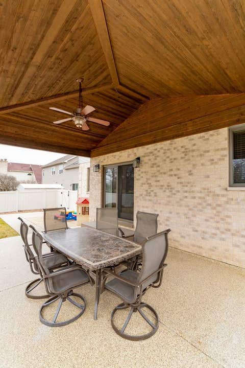 Tiny photo for 902 Somerset Drive, Carol Stream, IL 60188 (MLS # 12676309)