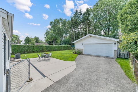 Tiny photo for 56 Birch Trail, Wheeling, IL 60090 (MLS # 12732065)