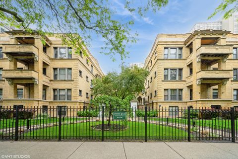 724 W Sheridan Road 3N Chicago IL 60613