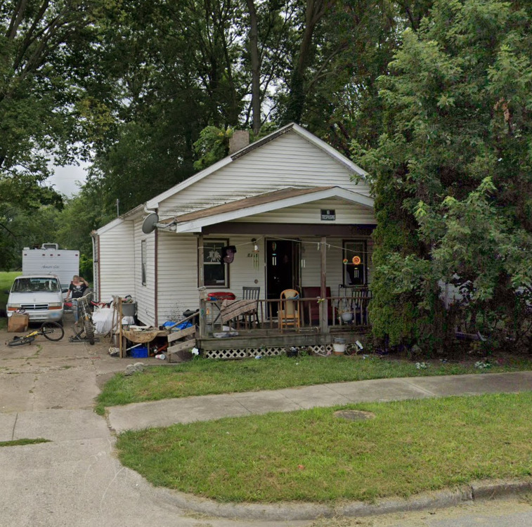 1135 E Locust Street