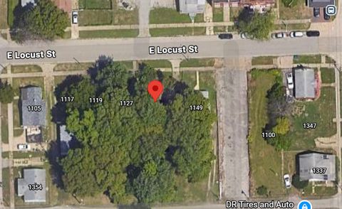 Tiny photo for 1135 E Locust Street, Decatur, IL 62521 (MLS # 12487993)