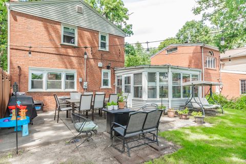 Tiny photo for 10741 S California Avenue, Chicago, IL 60655 (MLS # 12502834)