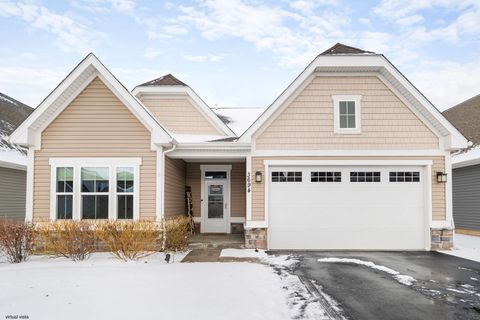 Photo of 3694 Reddington Circle, Elgin, IL 60124 (MLS # 12549425)