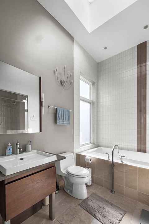 Tiny photo for 6640 S Maryland Avenue #3, Chicago, IL 60637 (MLS # 12505622)