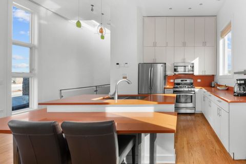 Tiny photo for 6640 S Maryland Avenue #3, Chicago, IL 60637 (MLS # 12505622)