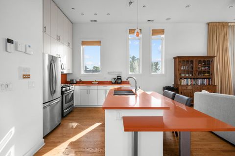 Tiny photo for 6640 S Maryland Avenue #3, Chicago, IL 60637 (MLS # 12505622)