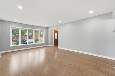 Tiny photo for 146 W 27th Place, Chicago Heights, IL 60411 (MLS # 12755690)