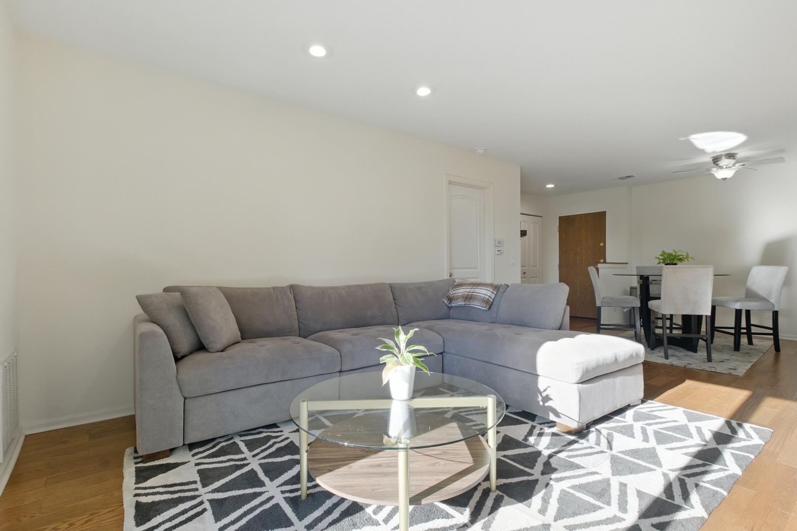 805 LEICESTER Road 117