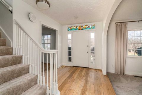 Tiny photo for 317 S Lu Ct Court, Carbondale, IL 62901 (MLS # 100000199)