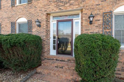 Tiny photo for 317 S Lu Ct Court, Carbondale, IL 62901 (MLS # 100000199)