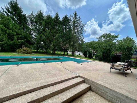 Tiny photo for 317 S Lu Ct Court, Carbondale, IL 62901 (MLS # 100000199)