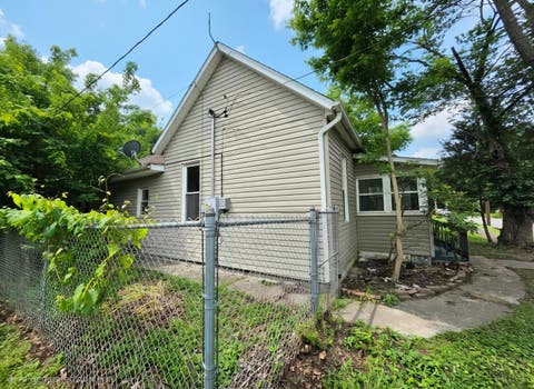 Tiny photo for 435 Lucier Street, Murphysboro, IL 62966 (MLS # 12657243)