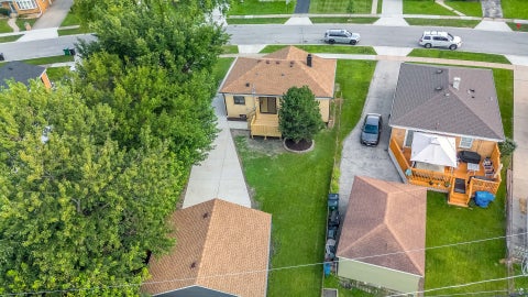 Tiny photo for 11138 Shaw Street, Westchester, IL 60154 (MLS # 12738300)