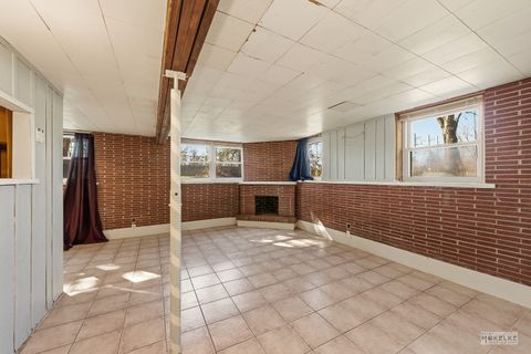 Tiny photo for 351 Catherine Street, Aurora, IL 60505 (MLS # 12613153)