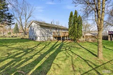 Tiny photo for 351 Catherine Street, Aurora, IL 60505 (MLS # 12613153)