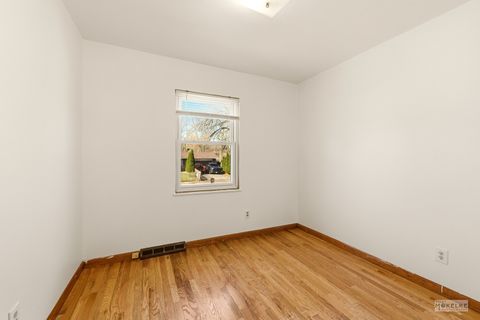 Tiny photo for 351 Catherine Street, Aurora, IL 60505 (MLS # 12613153)