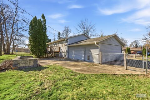 Tiny photo for 351 Catherine Street, Aurora, IL 60505 (MLS # 12613153)