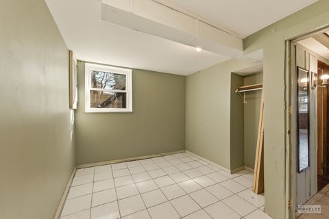 Tiny photo for 351 Catherine Street, Aurora, IL 60505 (MLS # 12613153)