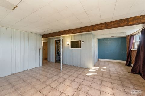 Tiny photo for 351 Catherine Street, Aurora, IL 60505 (MLS # 12613153)