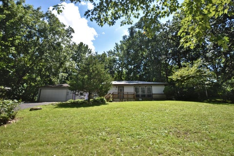 Photo of 34W615 Illinois Street, St. Charles, IL 60174 (MLS # 12721863)