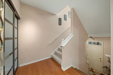 Tiny photo for 1142 Georgetown Way, Vernon Hills, IL 60061 (MLS # 12604389)