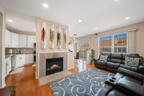 Tiny photo for 1142 Georgetown Way, Vernon Hills, IL 60061 (MLS # 12604389)