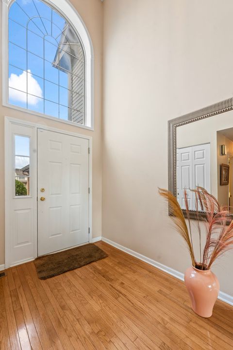 Tiny photo for 14 Corinth Court, Tinley Park, IL 60477 (MLS # 12469933)